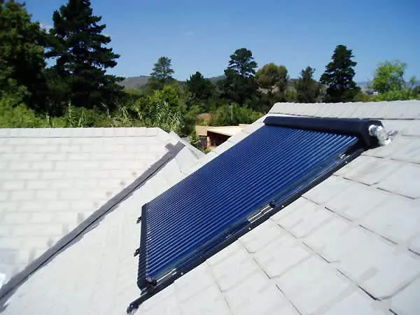 ITS 20  Evacuated Tube Solar Collector